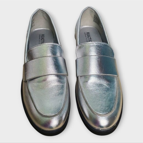 Kenneth Cole Reaction Metallic Silver Loafers Flats Size 8.5 - Picture 3 of 6